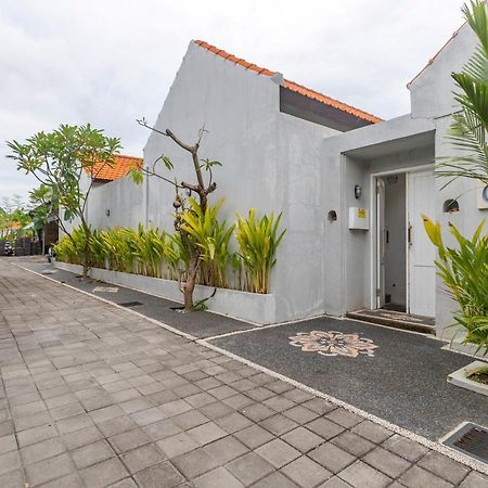 Вилла Casa Nisa Seminyak Экстерьер фото