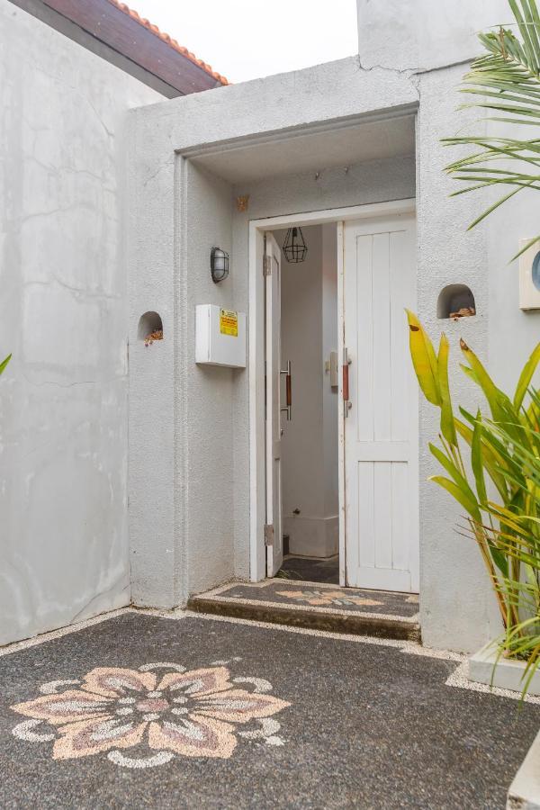 Вилла Casa Nisa Seminyak Экстерьер фото